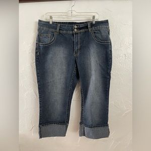Angels Capri Jeans